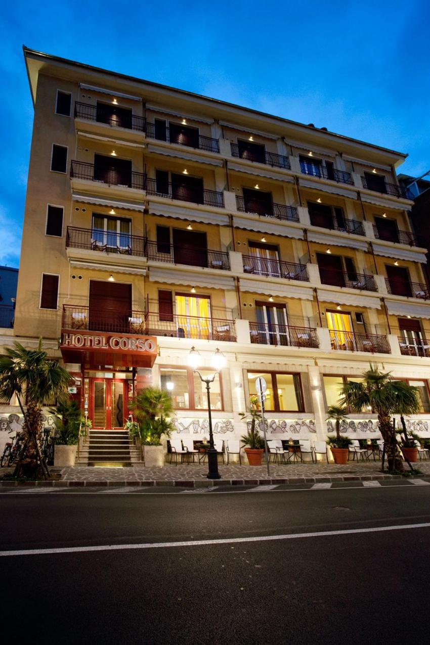 Hotel Corso Alaxi Hotels Alassio Kültér fotó