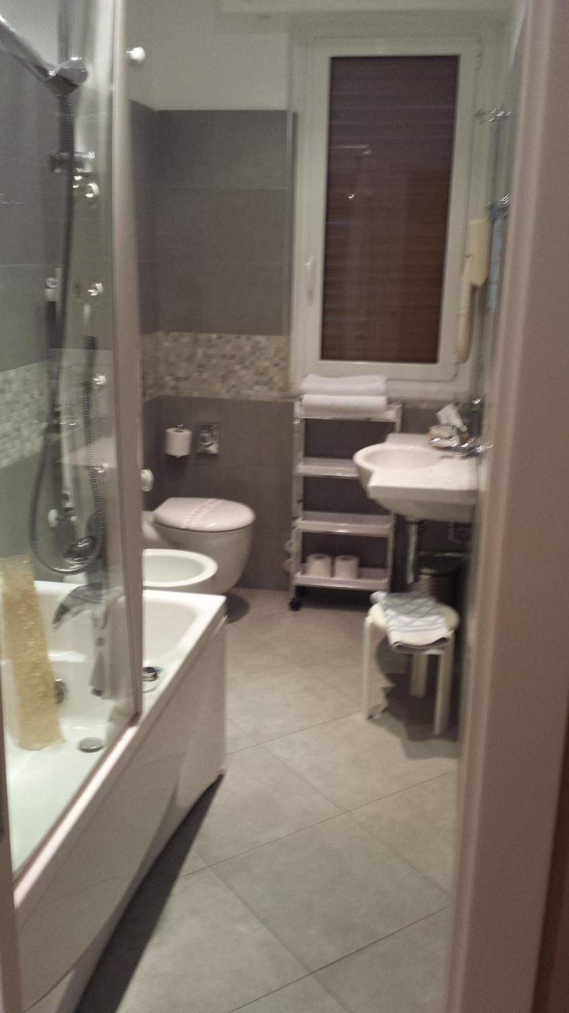 Hotel Corso Alaxi Hotels Alassio Szoba fotó