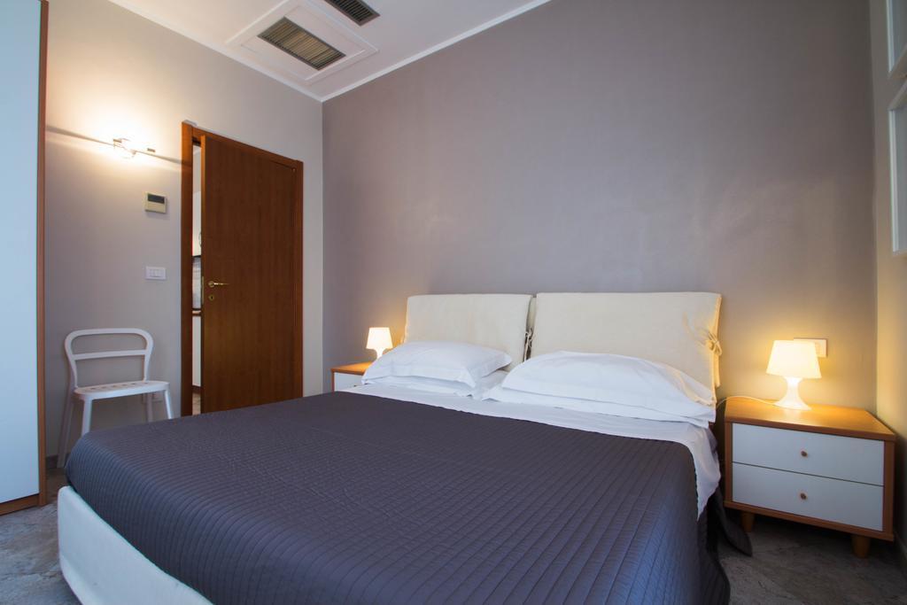 Hotel Corso Alaxi Hotels Alassio Szoba fotó