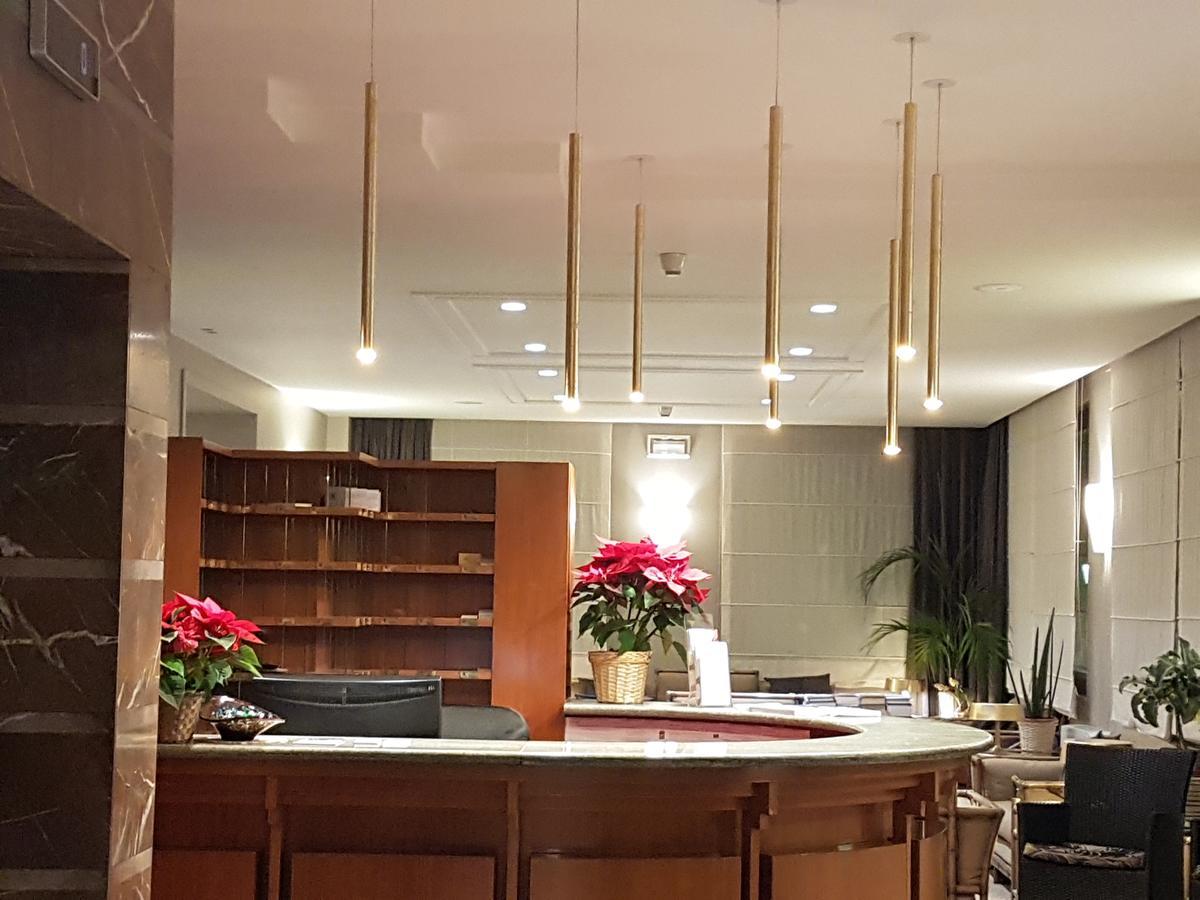 Hotel Corso Alaxi Hotels Alassio Kültér fotó